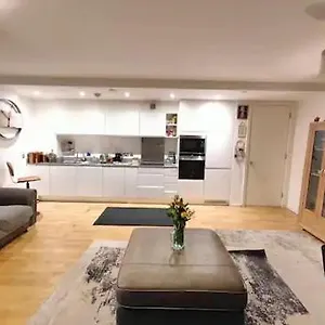https://canary-wharf-homestay.brighton-hotels-england.com