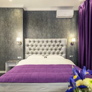 https://apartments-in-city-center-area.hotels-of-kiev.com